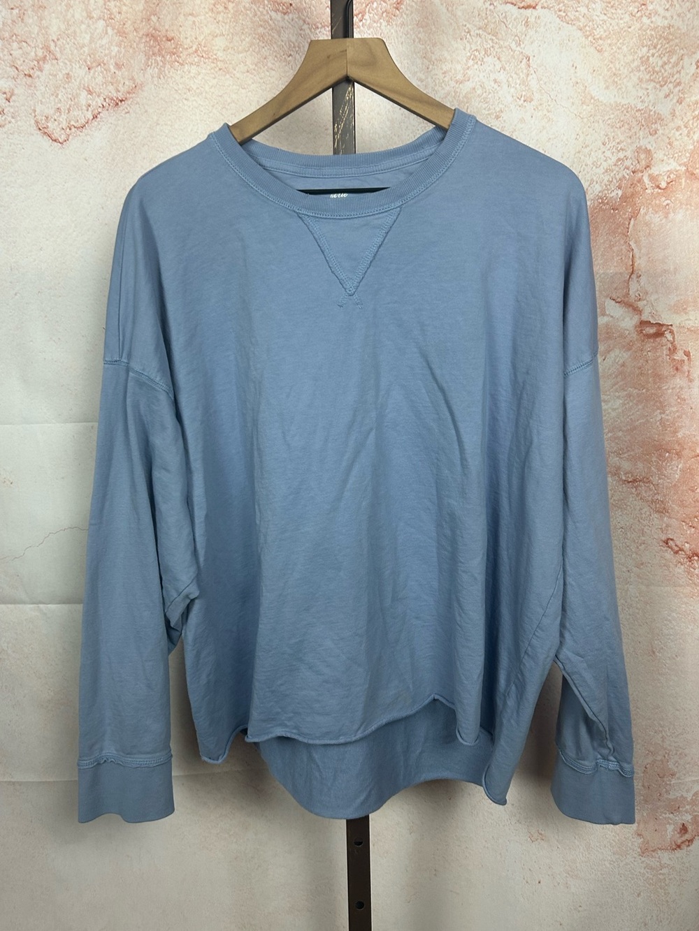 AERIE long sleeve sweatshirt top size large blue top